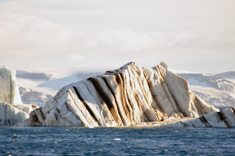 Striped iceberg